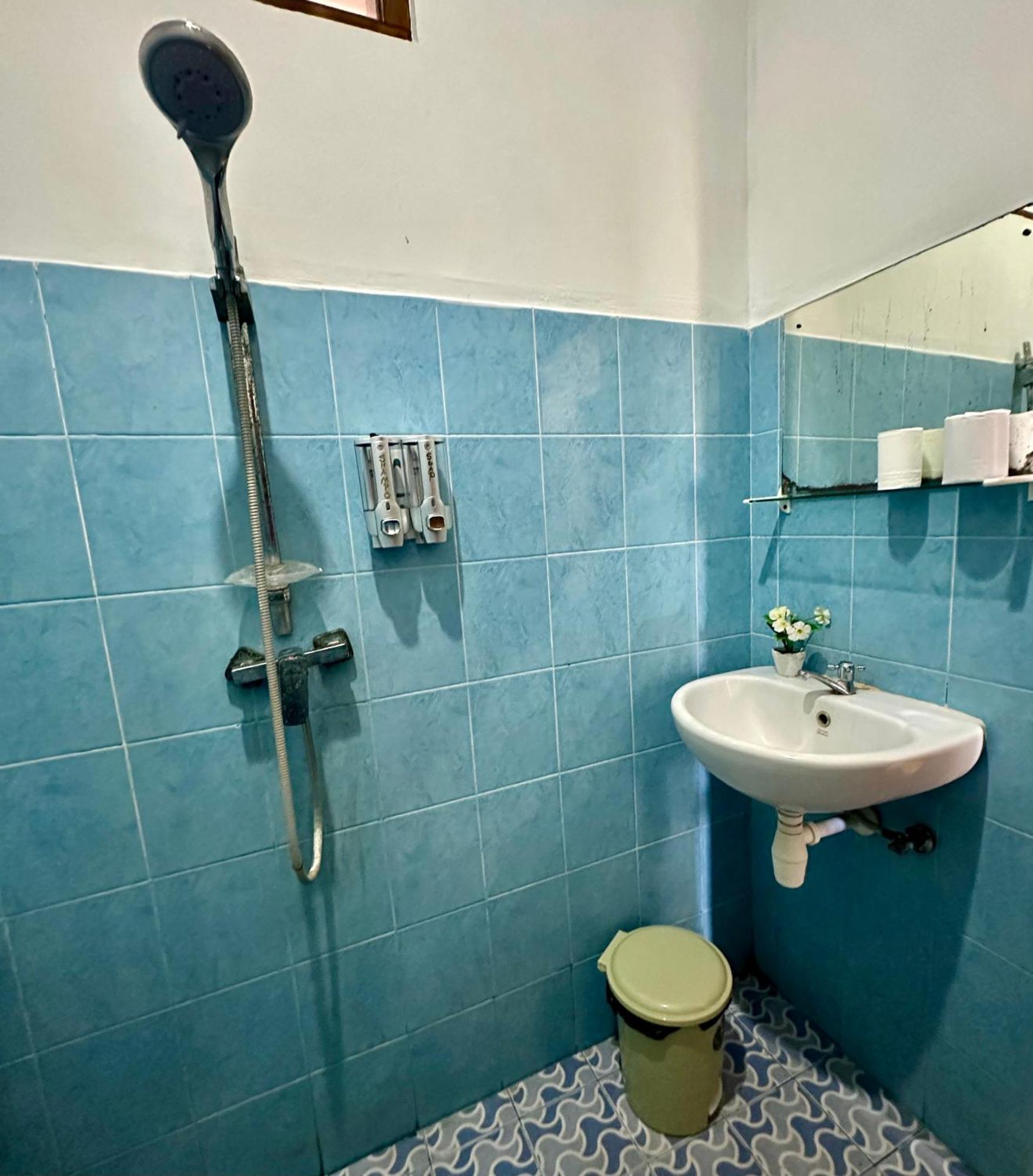 New Mekar Jaya Hotel Легиан Экстерьер фото